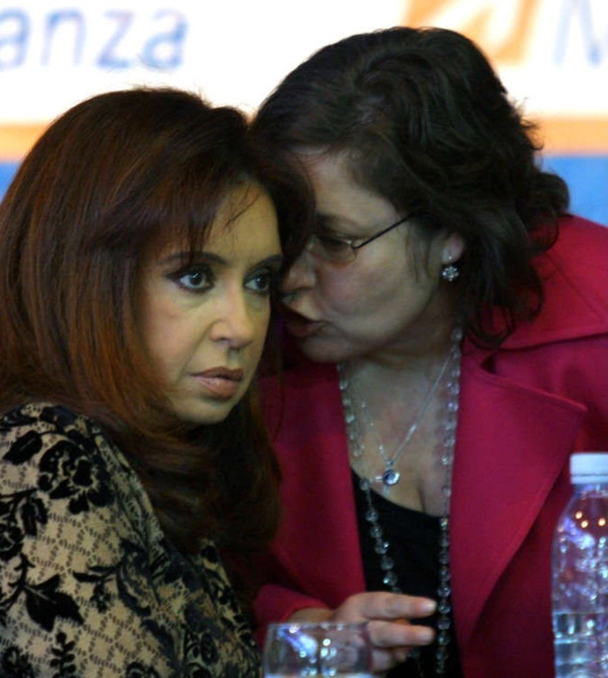 Carolina ٩(˘◡˘)۶ tweet media