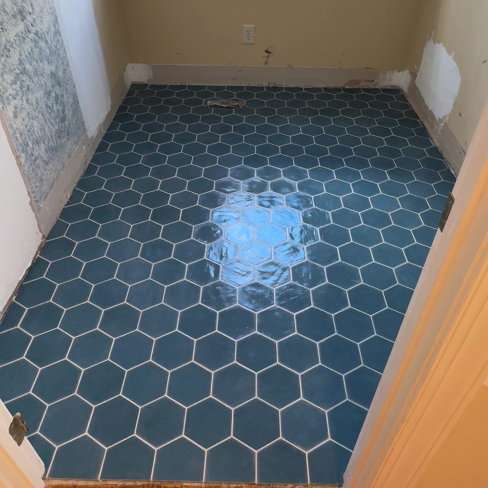 SolidStateTile's tweet photo. Bold move, big payoff. 

This blue hex tile floor completely changes the feel of the space. Love how it turned out.

Always great working with @triadhomenc 
https://t.co/LV4C0CYRrj https://t.co/gfCT1BCPli