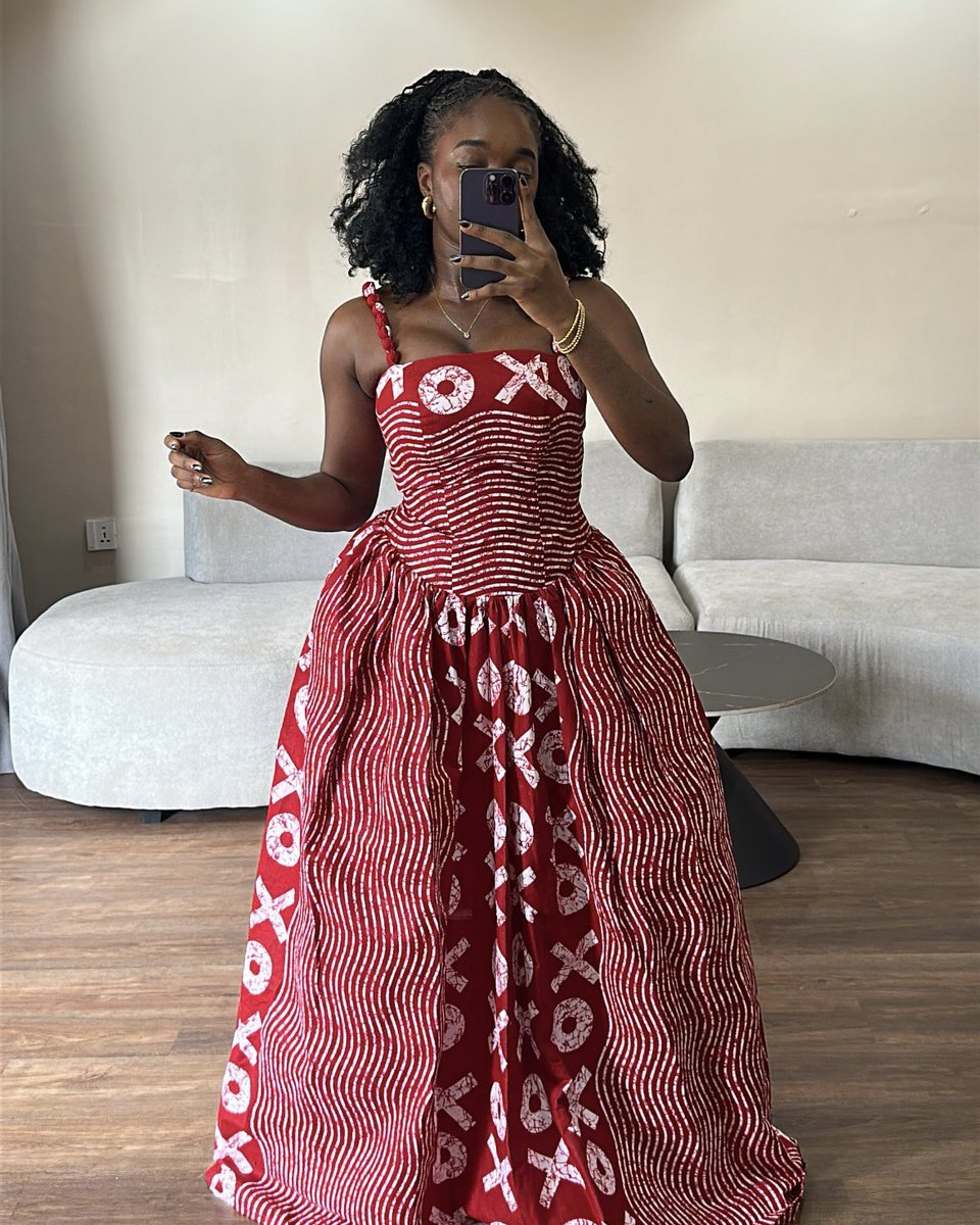 Mora.co 👗 tweet media