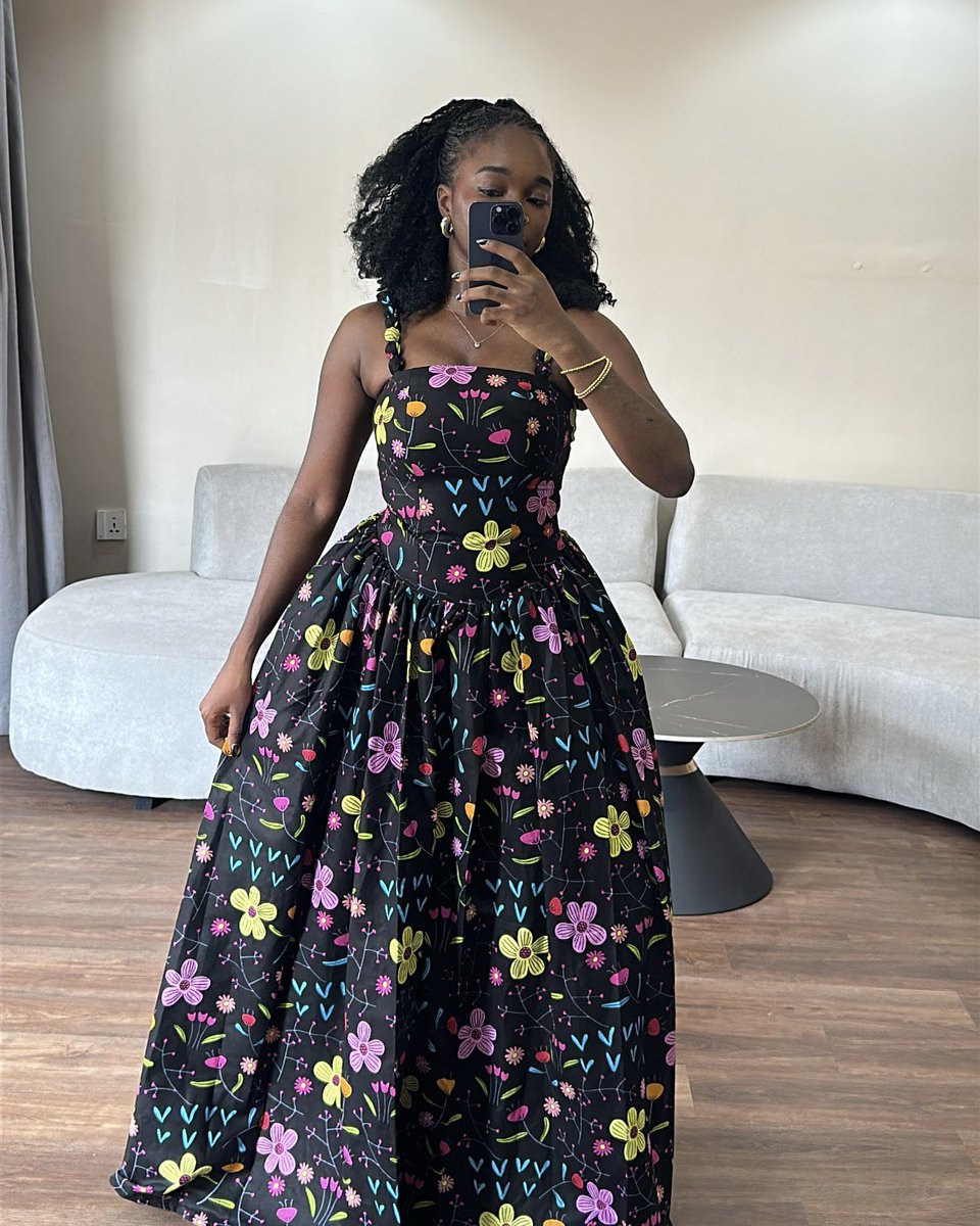 Mora.co 👗 tweet media