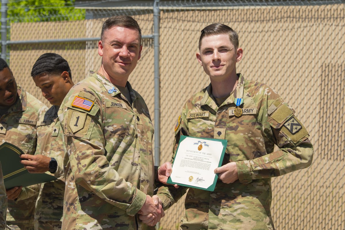 usacac's tweet image. Did you know that the winner of this year’s Top Dog Competition 2026 here on Fort Leavenworth is Spc. Hayden Stewart and his dog Mamut? This elite award honors the best K-9 team for skills in leadership, academics, and tactical tracking. #FunFactFriday #DriveChangeForgeVictory