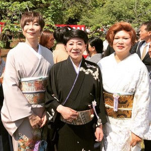 総理大臣主催の「桜を見る会」に普通に招かれてるんだわ。人権が無いって何処の話だ？