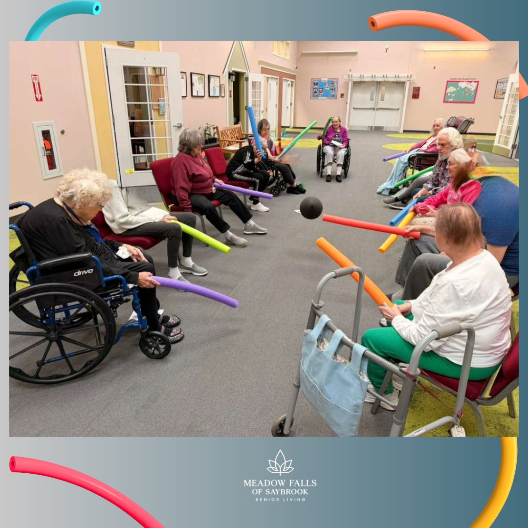 MeadowSaybrook's tweet image. Pool noodle hockey fun! 🏒💛 Lots of laughs and friendly competition. 😄

#SeniorLiving #ActiveAging #GameTime