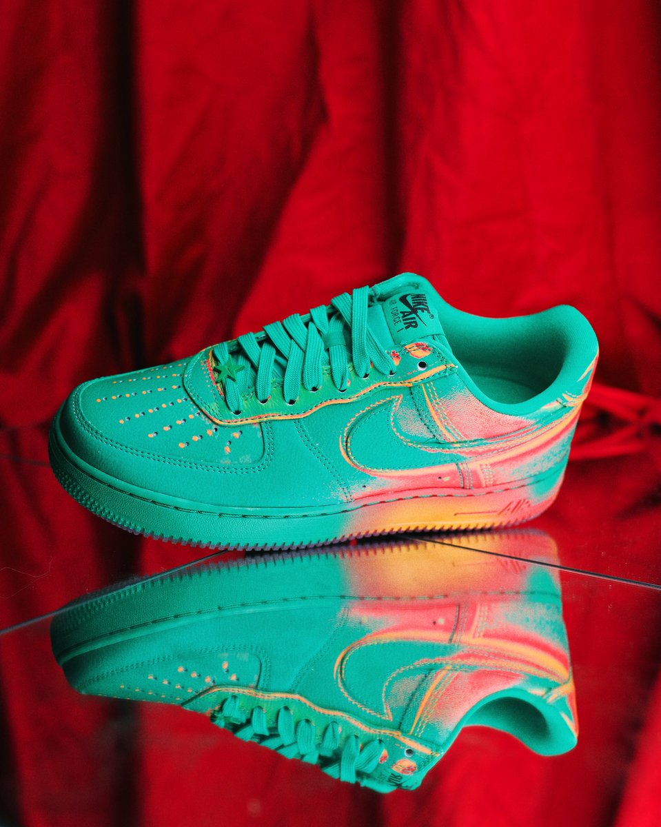 KickingItATX's tweet image. The Air Force 1 Low “Heat Map” 🗺️ 

Men’s 6-14 for $130 

Now available at kickingit.com, San Antonio &amp;amp; ATX 🛍️

📍San Antonio 
842 NW Loop 410 suit 103
Park North Shopping Center 

📍Austin 
3200 Palm Way suit 156
Domain NorthSide 

#kickingit #nike #airforce1 #heatmap