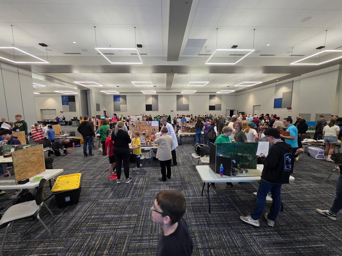 edUcation_frwd's tweet image. 🙏🏽✨ 🛠️ 🧰 HUGE Thank You to @STEMForward and all fellow sponsors for such an amazing day at the annual @WCTC #Contrapt #Competition

Our @WSA_Saratoga teams did an amazing job and brought home some major hardware 🏆