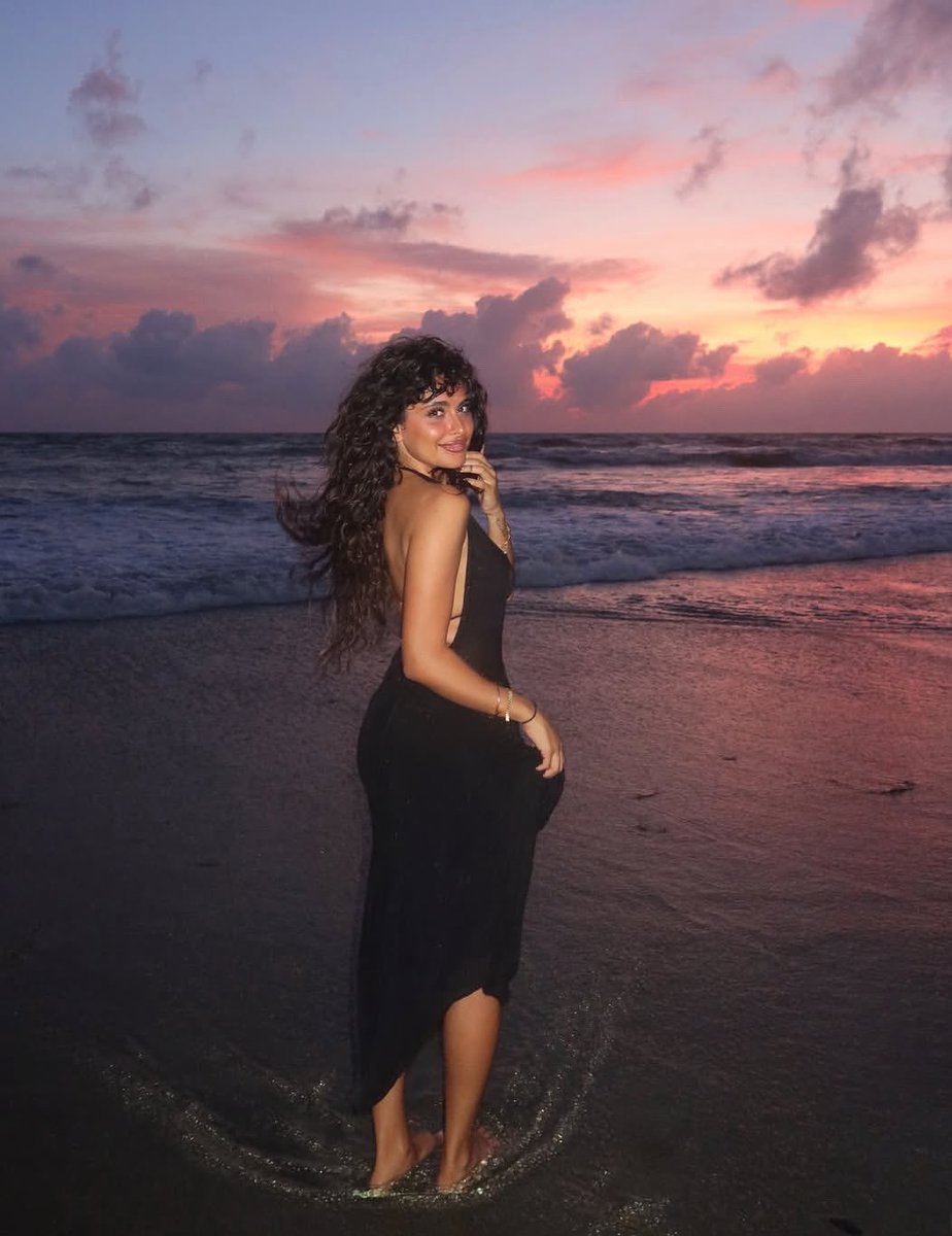 ʟᴀʏᴀɴ tweet media