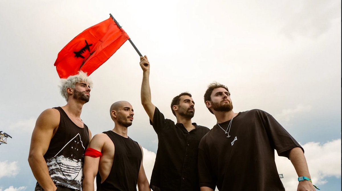 weekly_network's tweet image. Listen on Spotify 🎧 #radio #NewMusicAlert #airplay #melodicomusic #trending #trendingnow #artistpromotion #musicpromotion #musicians #upcomingartist #fresmusic #magazines
open.spotify.com/track/5vnKimsf…