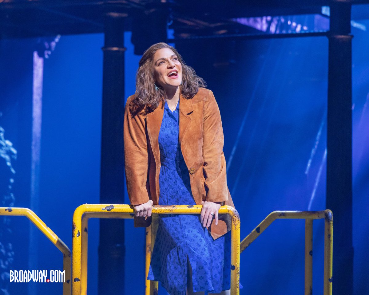 broadwaycom's tweet image. Star &amp;amp; Moonbeam! See Maria Wirries, LJ Benet and the cast of THE LOST BOYS, A NEW MUSICAL in new production photos.

THE LOST BOYS opens this Sunday, April 26. Get tickets to the new musical: bit.ly/4omWVZr

📸: Matthew Murphy

#broadway #thelostboysmusical #thelostboys