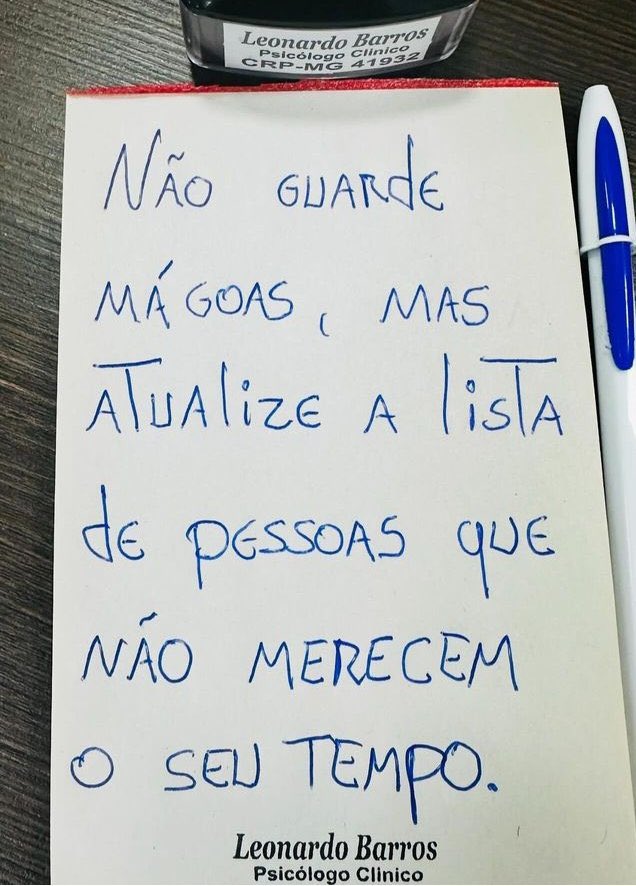 Reescreveram tweet media