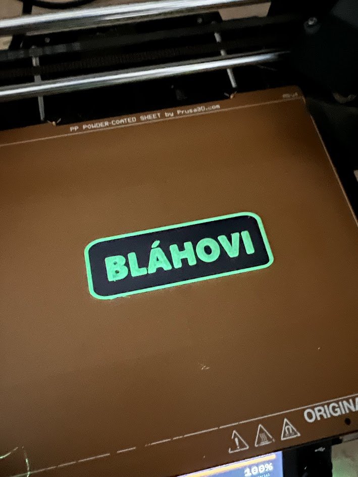Medvjed's tweet photo. @crazybirdredux Just used transparent Ultramarine PETG (and Ultraglow) to print a nametag on our door. https://t.co/KAw6GT6DCJ