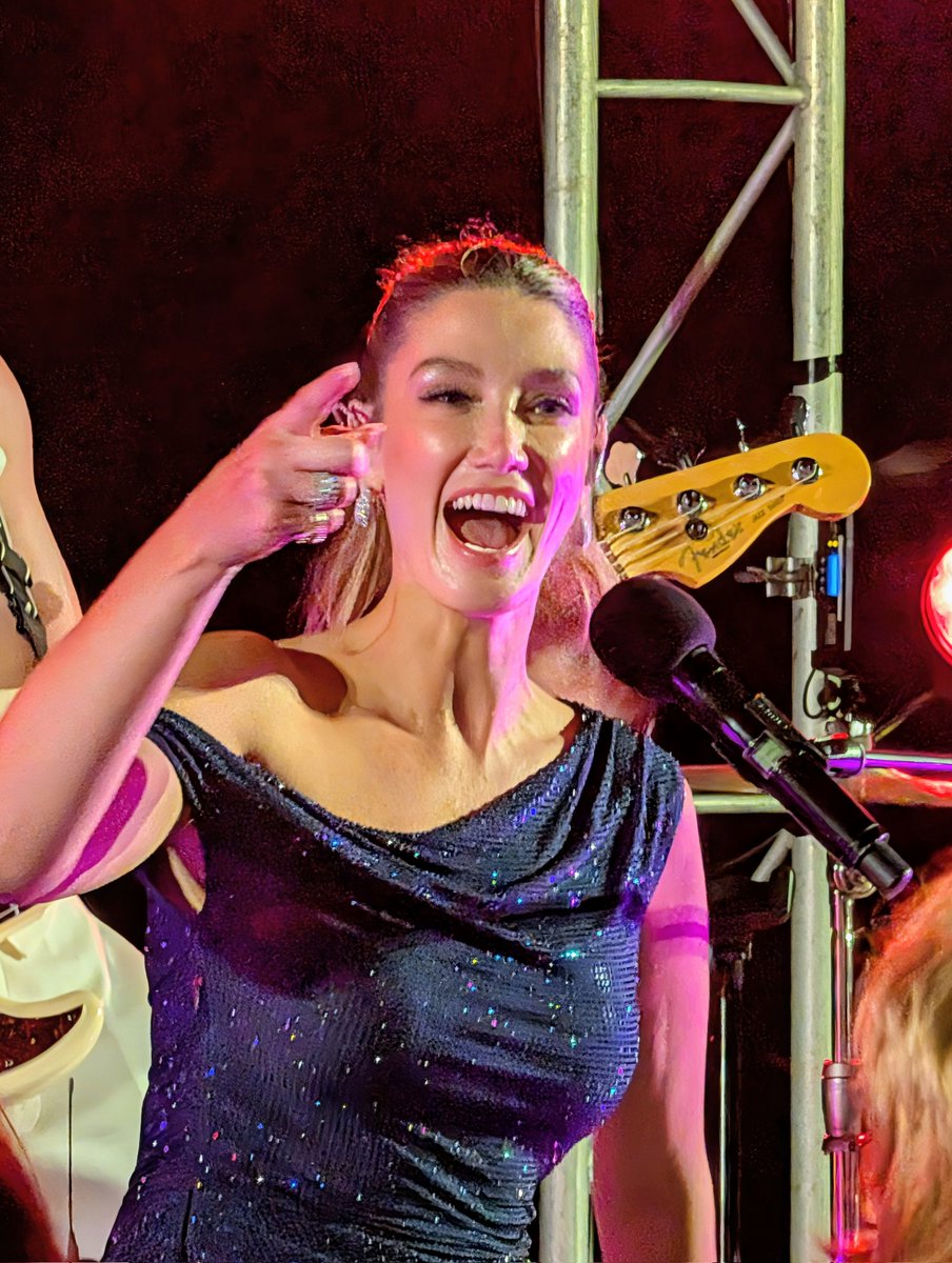 Peter Davis tweet media