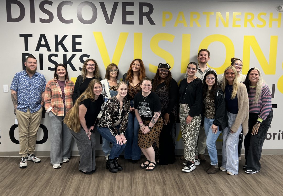 Priority1Inc's tweet image. Great vibes. Great people. Great pattern game. That's Priority1 on Pattern Day Friday. #Transport #Logistics #FreightBrokerage