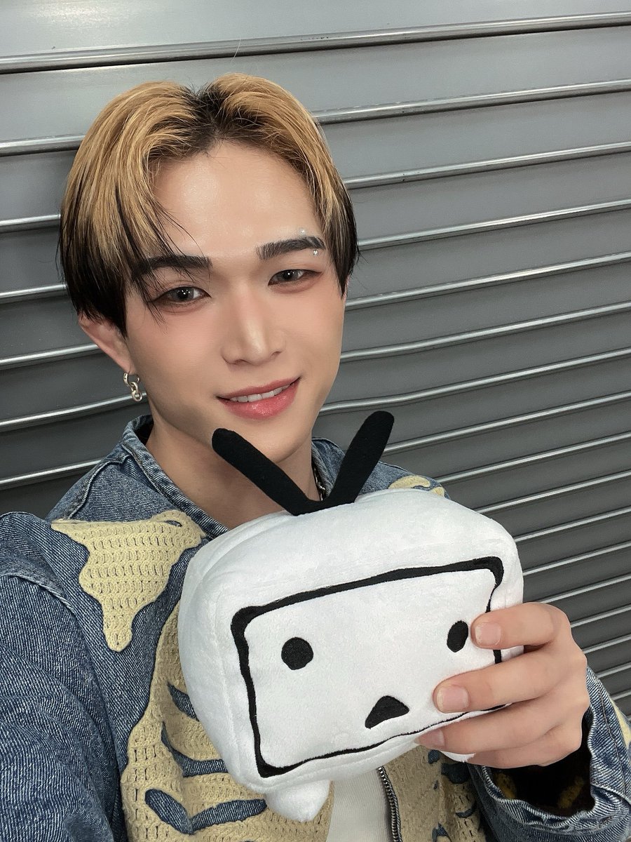 改めて<a href="/AiFES_nagoya/">Ai FES</a> のイベント出演、そして素敵なアーティストの方々と共演出来たこと嬉しく思います！

そしてこのイベントに駆けつけてくれたicy、そして各出演者のファンの皆様、音響や会社スタッフの方々、運営の方々沢山のサポートのおかげで最高の時間を過ごすことが出来ました✨

 JAM