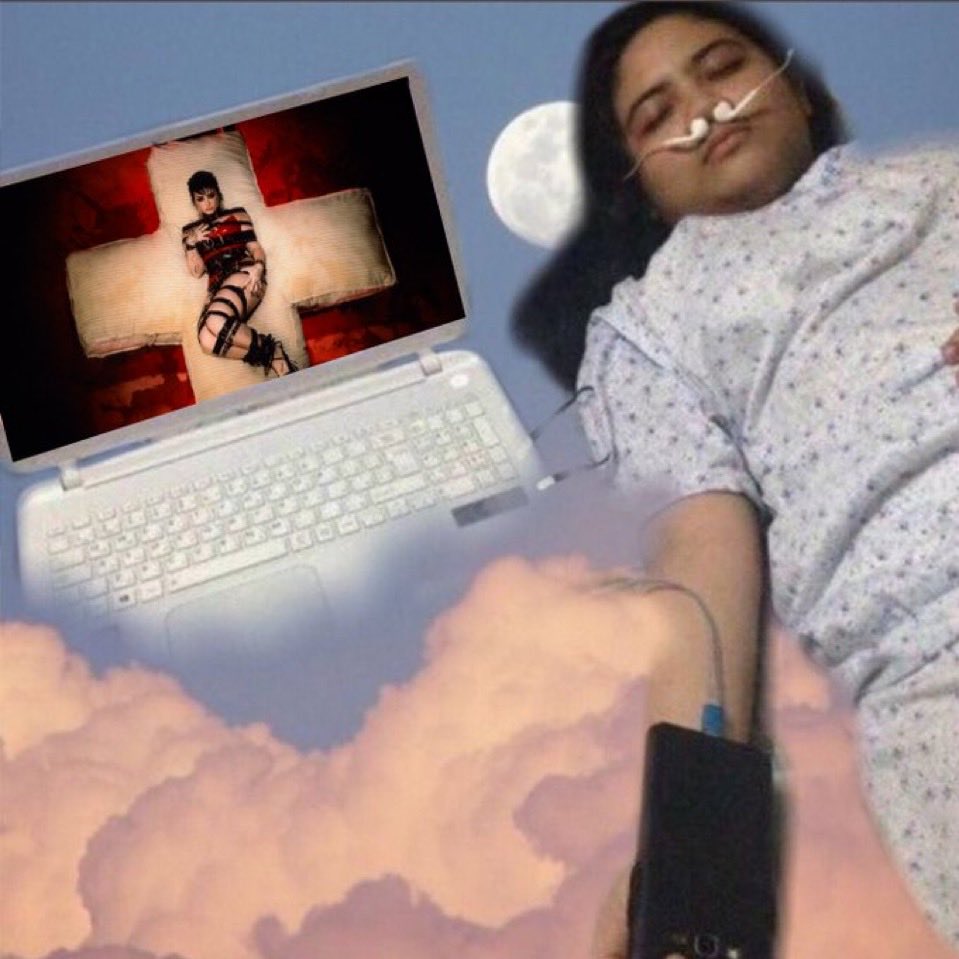 vocês usando o holy fvck como forma de desmerecimento sendo que o álbum é lindo e um dos mais coesos dela, a era como um todo e a turnê podem até terem sido ruins MAS O ÁLBUM É PERFEITO