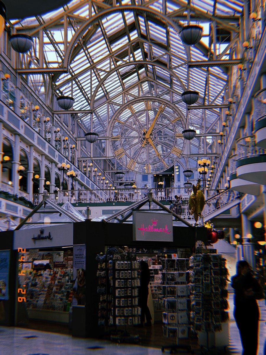 I don’t care if it was only built in the 80s. It’s still gorgeous