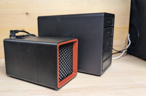 cdn_tbird's tweet image. Built the North Pi MAX for AI-NVR workloads. 180mm of PETG-CF, a 92mm Noctua &amp;amp; Hailo-8. Would love to share the 3MF with the design team but the email bounced! @FractalDesign #FractalNorth, #RaspberryPi, and #AIatTheEdge