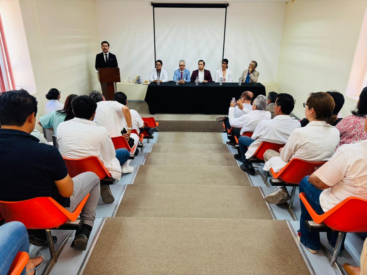 CPDENP's tweet photo. Se llevó a cabo la inauguración de las obras de rehabilitación de la @CPDENP, realizadas gracias a las valiosas aportaciones del CLUB ROTARIO SAN LUIS POTOSÍ INDUSTRIAL en colaboración con la Fundación Rotaria y del personal administrativo y de servicios de la Clínica. https://t.co/cMdixcGPiY