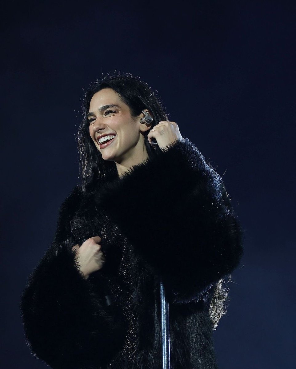 Dua Lipa Brasil tweet media