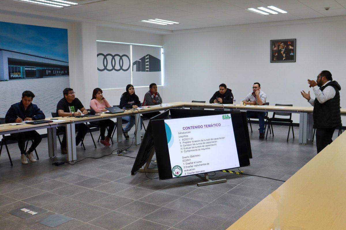 CERHANOFICIAL's tweet photo. ¡Orgullosos de nuestro equipo!

Instructoras e instructores del #CERHAN se certifican en el estándar EC0217.01, validando su excelencia en la formación de capital humano. 🎓✨

Gracias a la #TripleHélice y a la @OficialUTP por impulsarnos a la vanguardia.

#PorAmorAPuebla https://t.co/mhsAUKKUGx