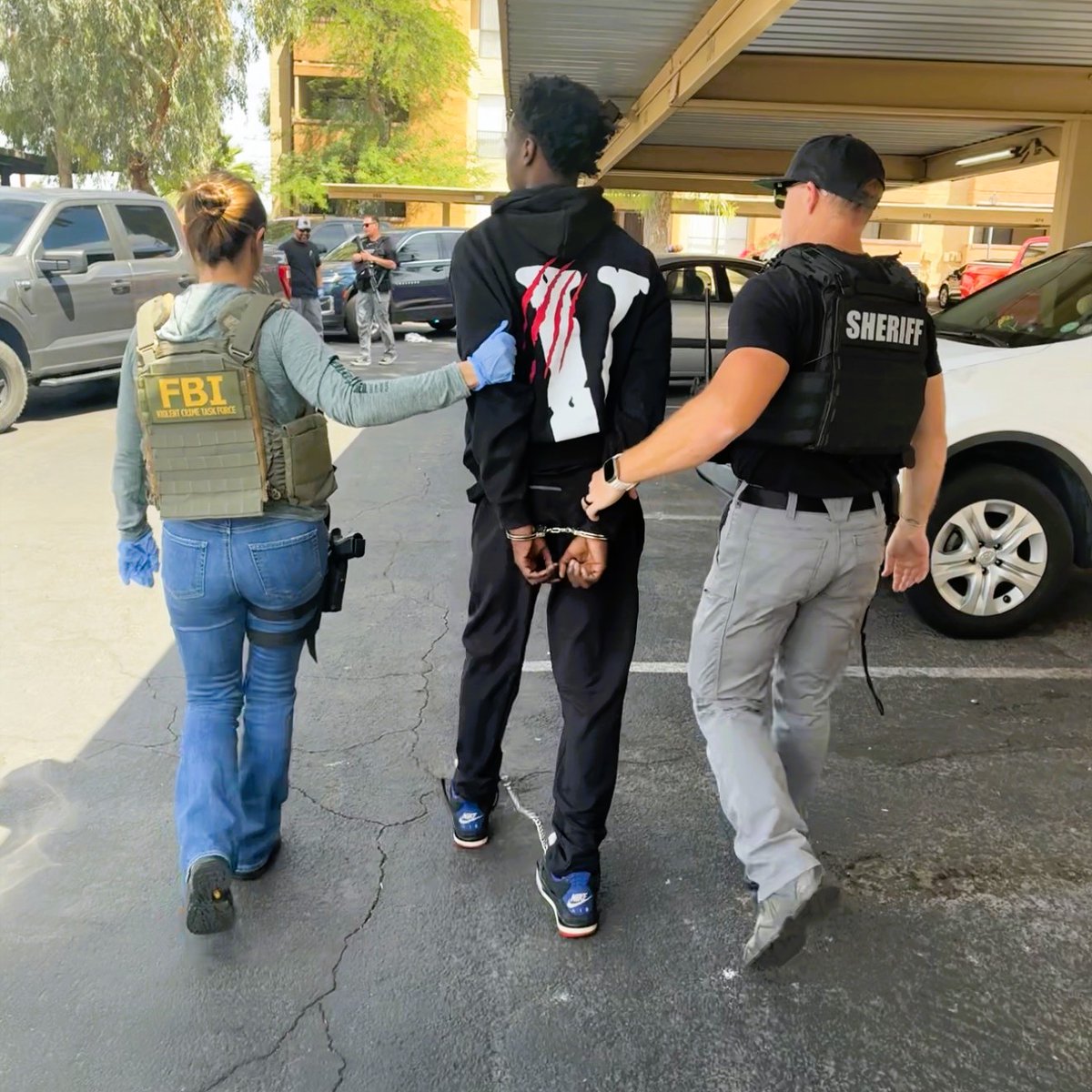 FBI Phoenix tweet media