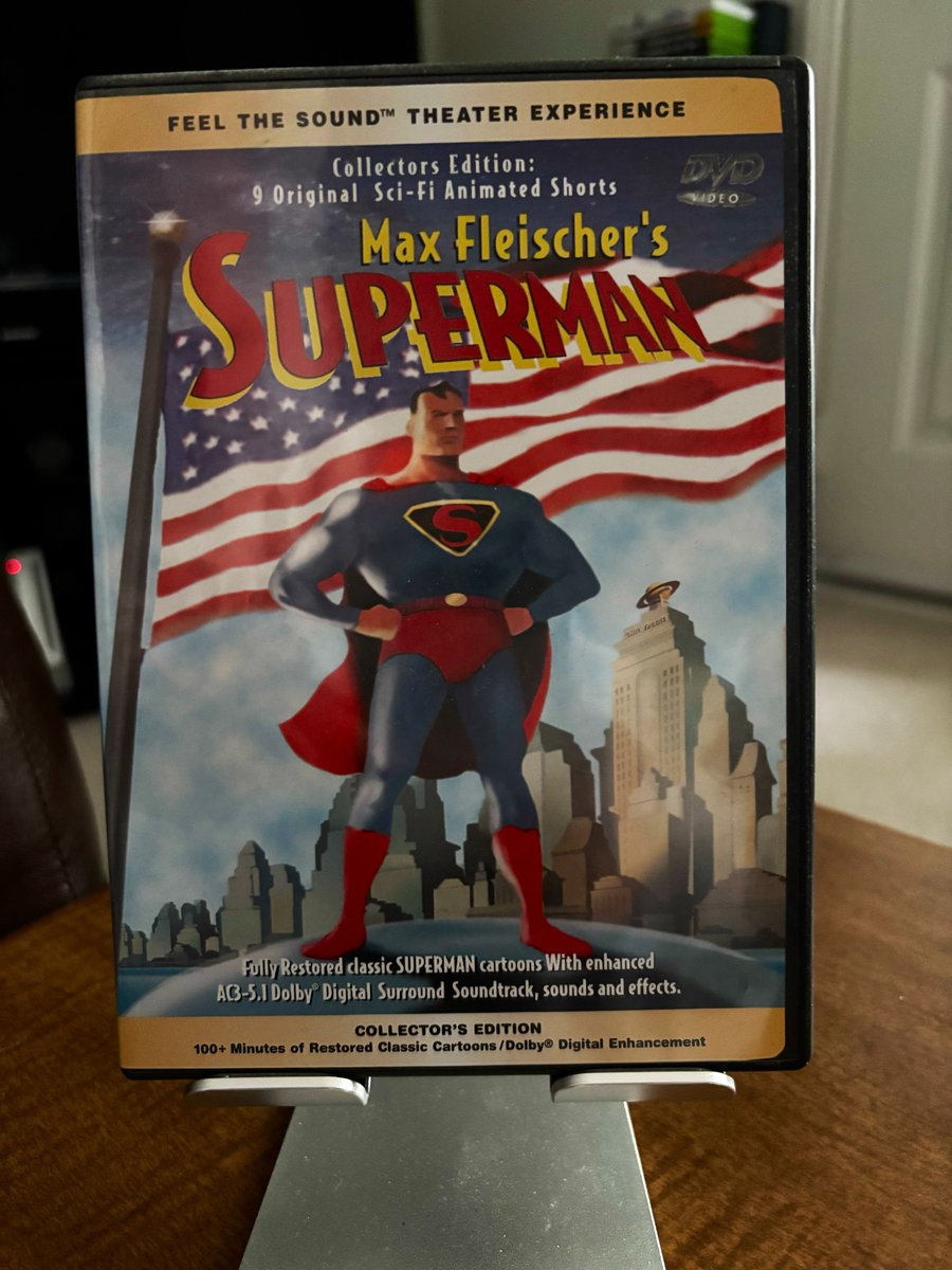 CanaDaBear1701's tweet image. If you're at all a fan of DC's animated TV series or movies, do yourself a huge favour and ensure you've seen the Max Fleischer Superman Animated shorts. 
They are, almost unbelievably, more than 80 years old and absolutely exquisite.
#PhysicalMedia