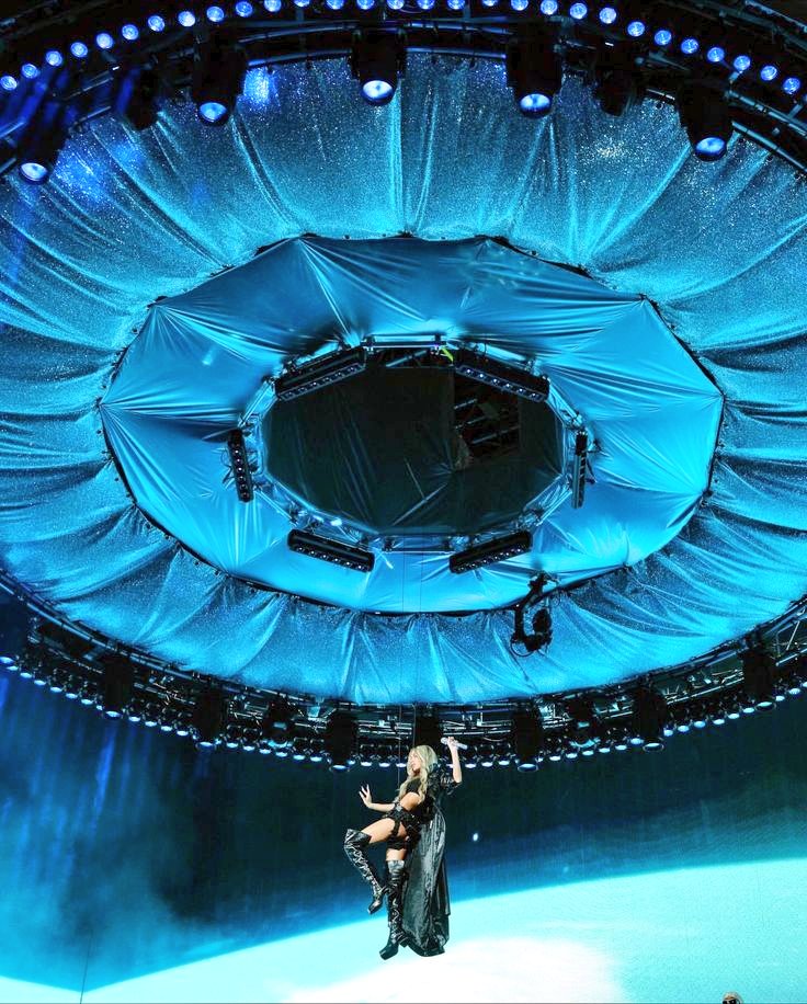 TINI WORLD TOUR 2026 🛸

🇦🇷 16 MAY — Salta, ARG
🇵🇪 30 MAY — Lima, PER

🇲🇽 02 SEP — Guadalajara, MEX
🇲🇽 04 SEP — Ciudad de México, MEX
🇲🇽 07 SEP — Monterrey, MEX
🇨🇷 10 SEP — San José, CRI
🇸🇻 12 SEP — San Salvador, SLV
🇵🇦 15 SEP — Ciudad de Panamá, PAN
🇨🇴 18 SEP — Bogotá, COL
🇪🇨 20