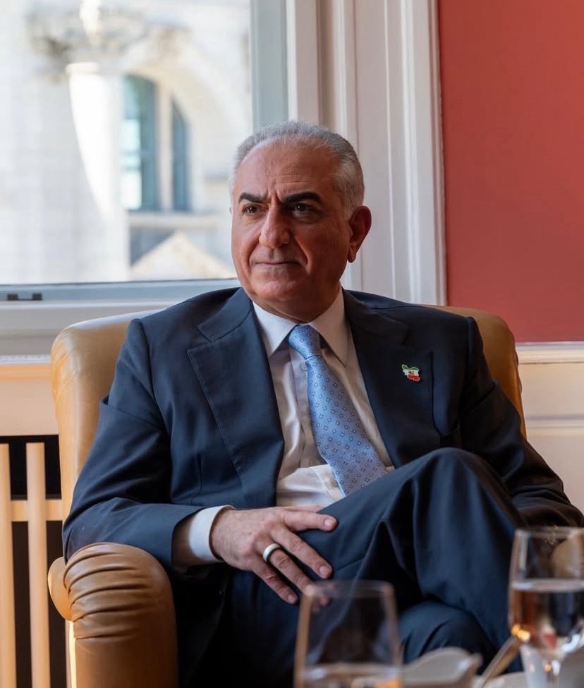 Prince Reza Pahlavi:
During my trip to Sweden and Germany, I held two press conferences with more than 150 European journalists. None of them asked me about the massacre of over 40,000 Iranians and the executions in Iran carried out by the criminal Islamic Republic regime!!!!!