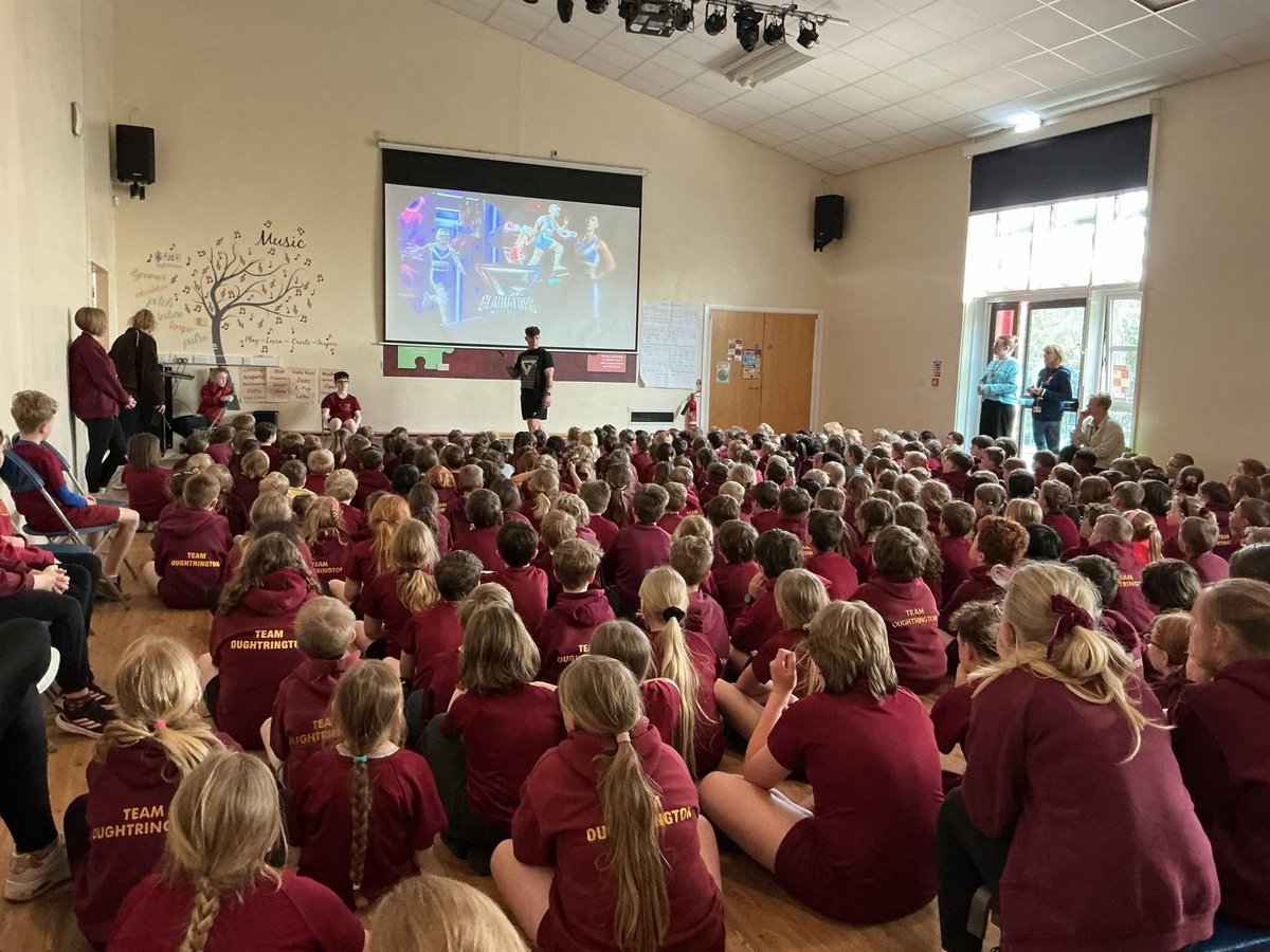Oughtringtoncps's tweet image. As part of sports week we had a very inspiring assembly with Gladiators winner Amanda Wah. She also put us through our paces with a circuit training session! #sports #getactive