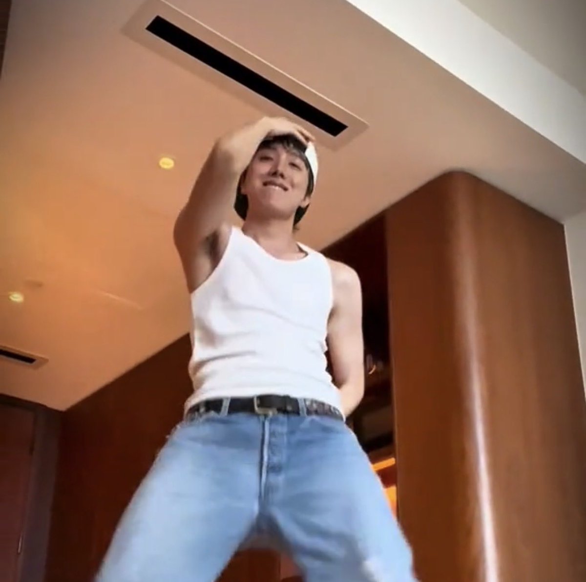 backwards cap, biceps, tank top, lip bite oh he is back to his roots as jay