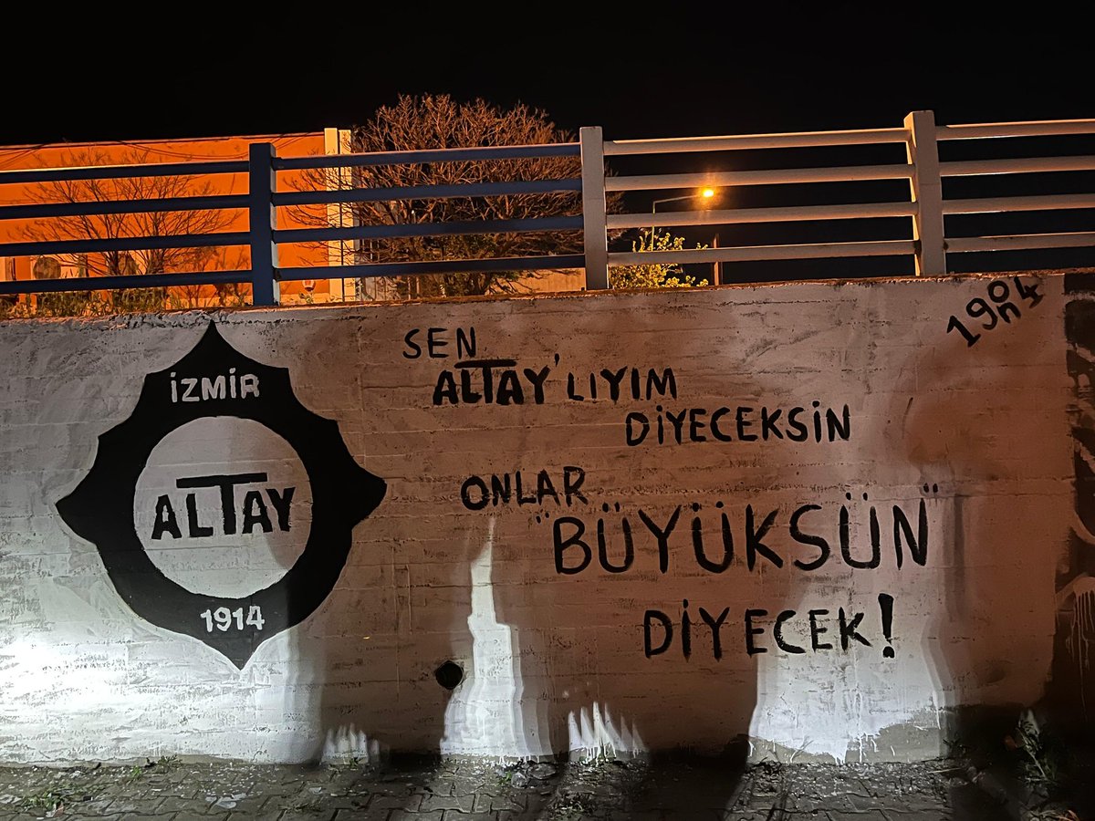 reco1914_'s tweet photo. bir seni sevdim bir de seni seveni.
@AltaySporKulubu https://t.co/F6IZ9TrbVG