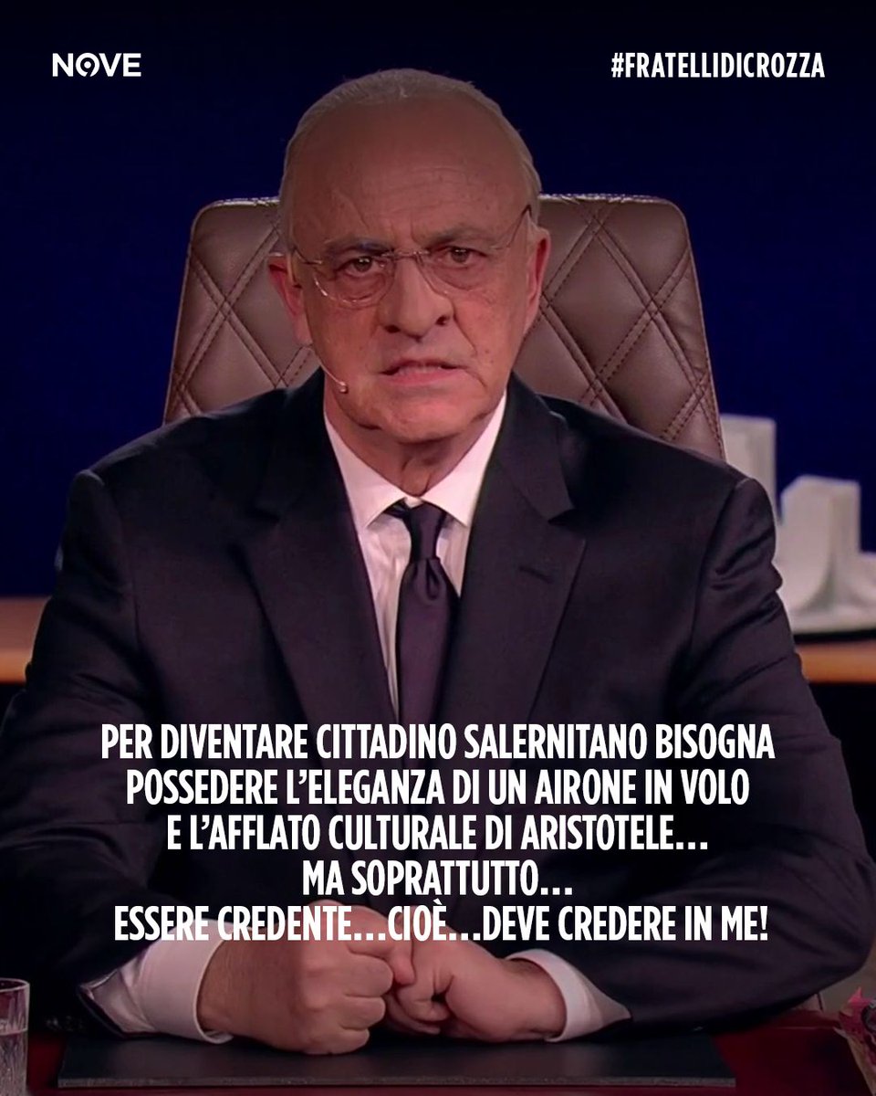 fratellicrozza's tweet photo. Santino di #CrozzaDeLuca in tutti gli uffici pubblici di Salerno? #FratelliDiCrozza https://t.co/mXb1xlCARL