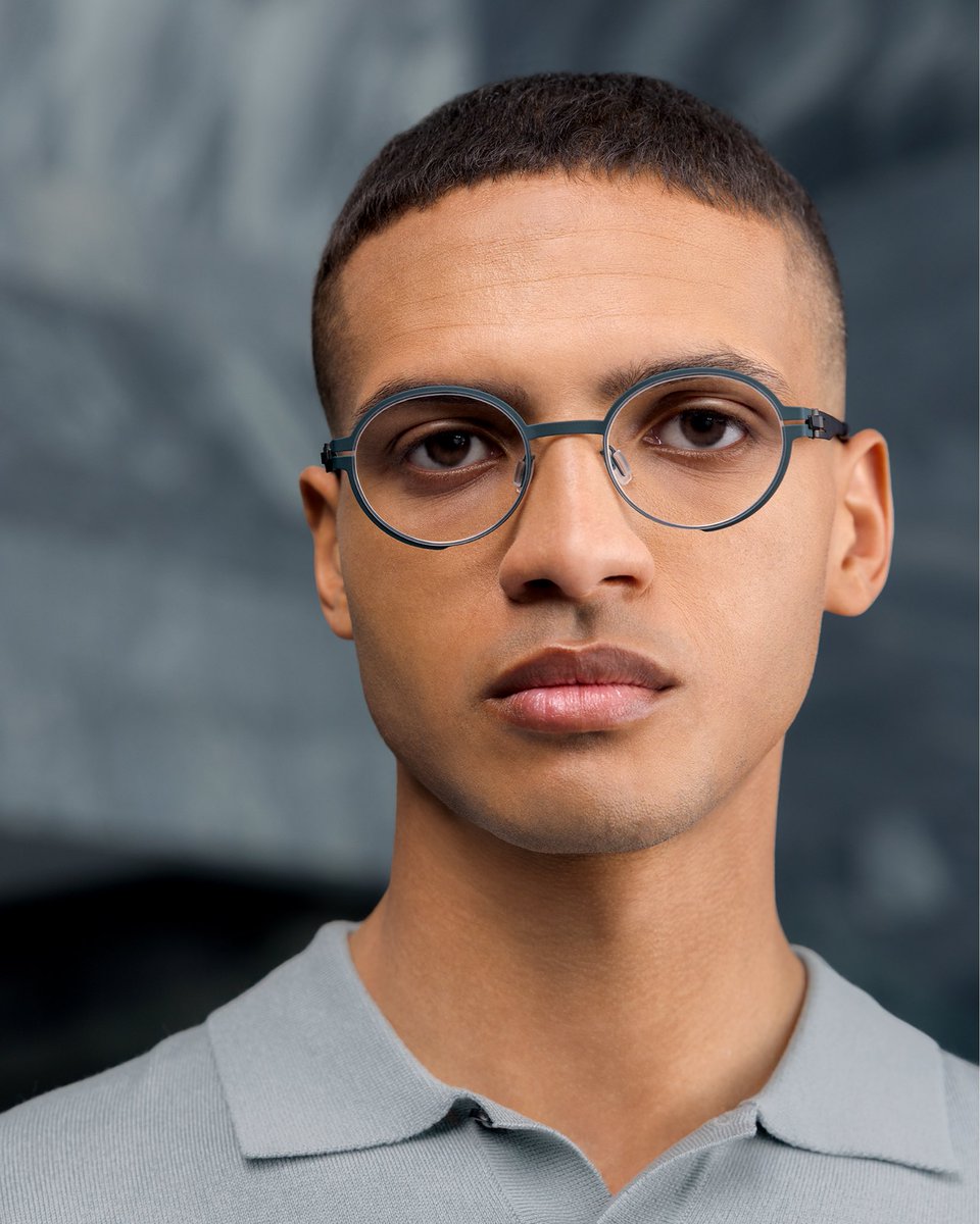 OVVOoptics's tweet photo. Style 6041 in black matte / black balances timeless design with a modern point of view. A bold browline and thin profile lenses create a distinctive silhouette that feels polished, refined, and effortlessly sharp. #OVVOOptics https://t.co/yzwlJBCLuB