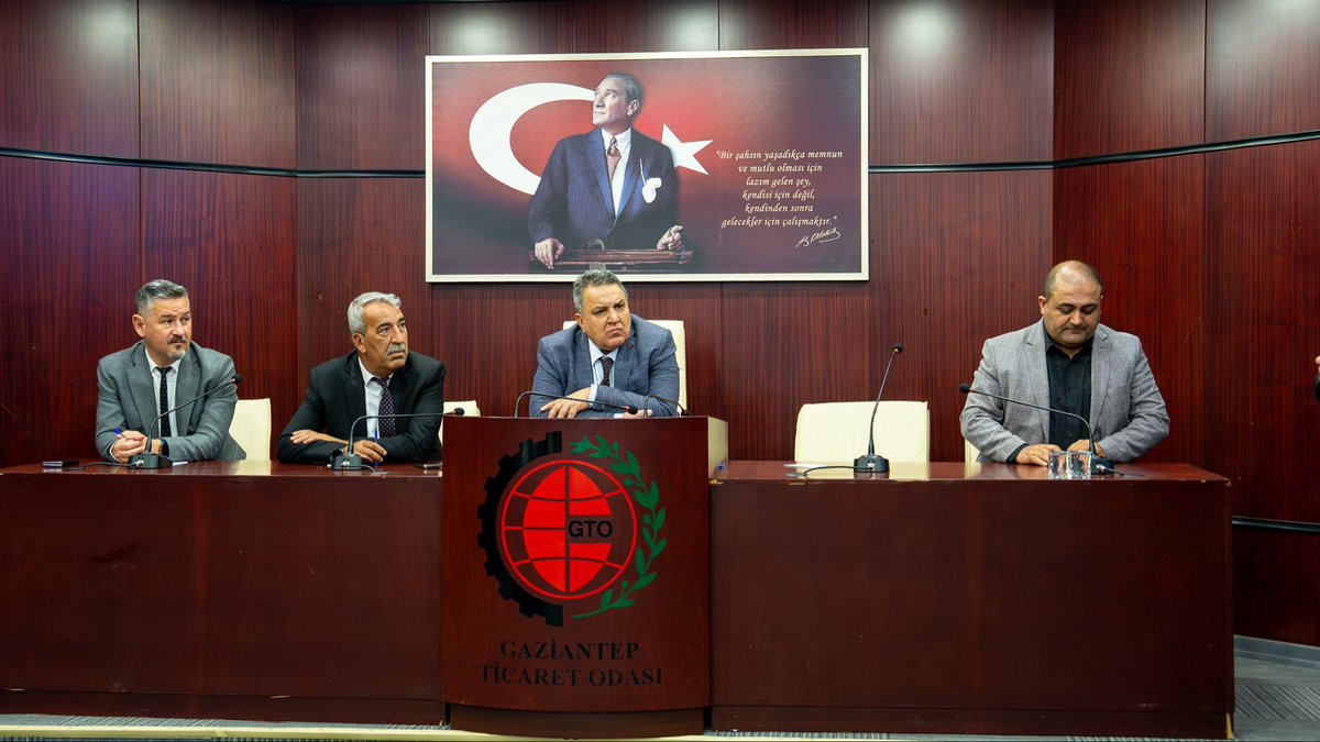 KAFADARIbrahim's tweet photo. Gaziantep Ticaret Odası Eğitim Komitesi koordinesinde GTO Meclis Salonunda Şube Müdürümüz Mehmet Yağcı bey ile birlikte Özel Öğretim Kurumları Temsilcileri ve Yöneticileri ile bir araya geldik. https://t.co/pj6YUp7qGg