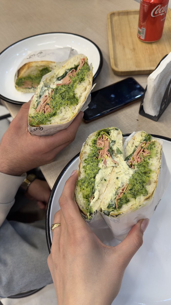 باعشق tweet media