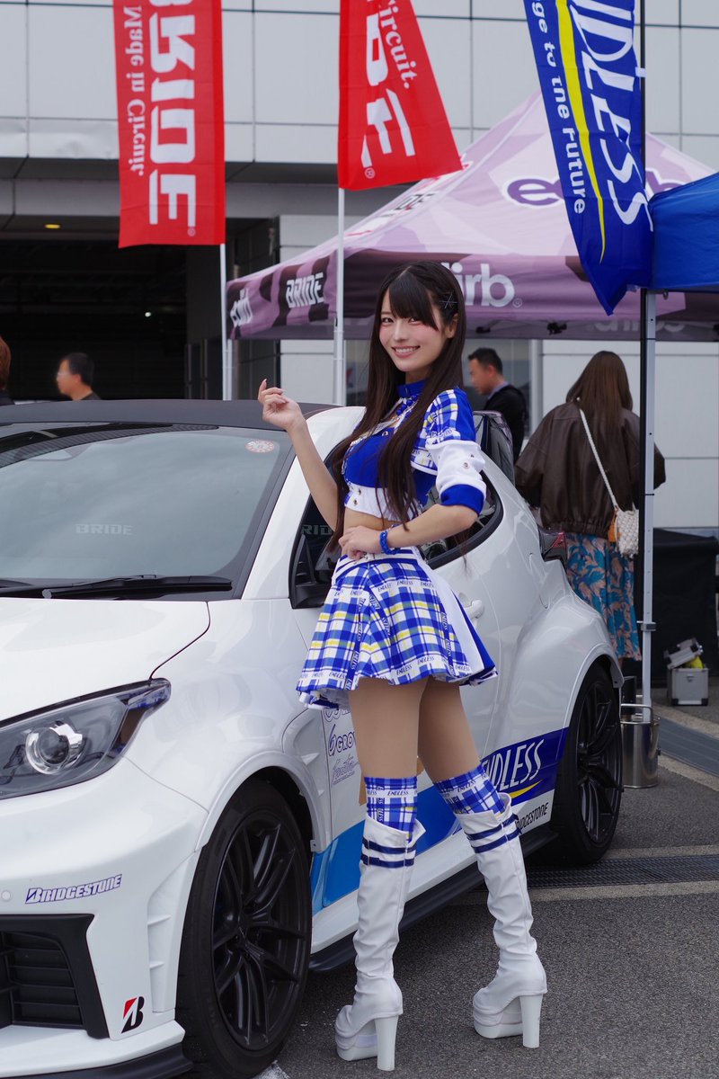 レースクイーン