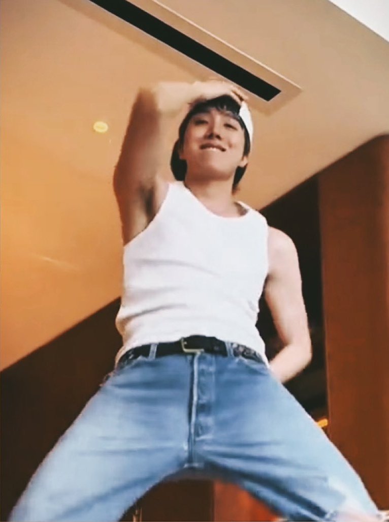 mai 🦋 tweet media