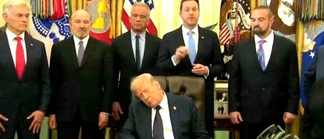 EL SUEÑO DEL FASCISMO.
LA PESADILLA DEL MUNDO.