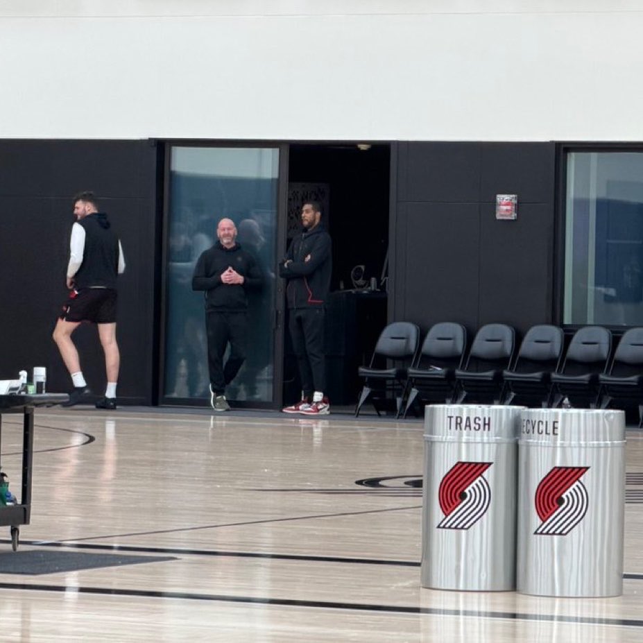 Legion Hoops tweet media