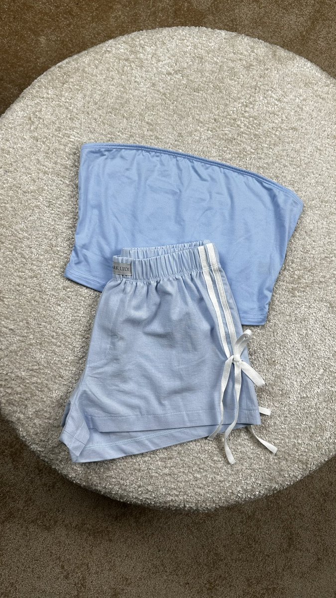 هکوبا استایل tweet media