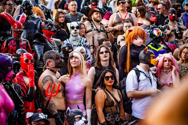 Fetish Weekend tweet media