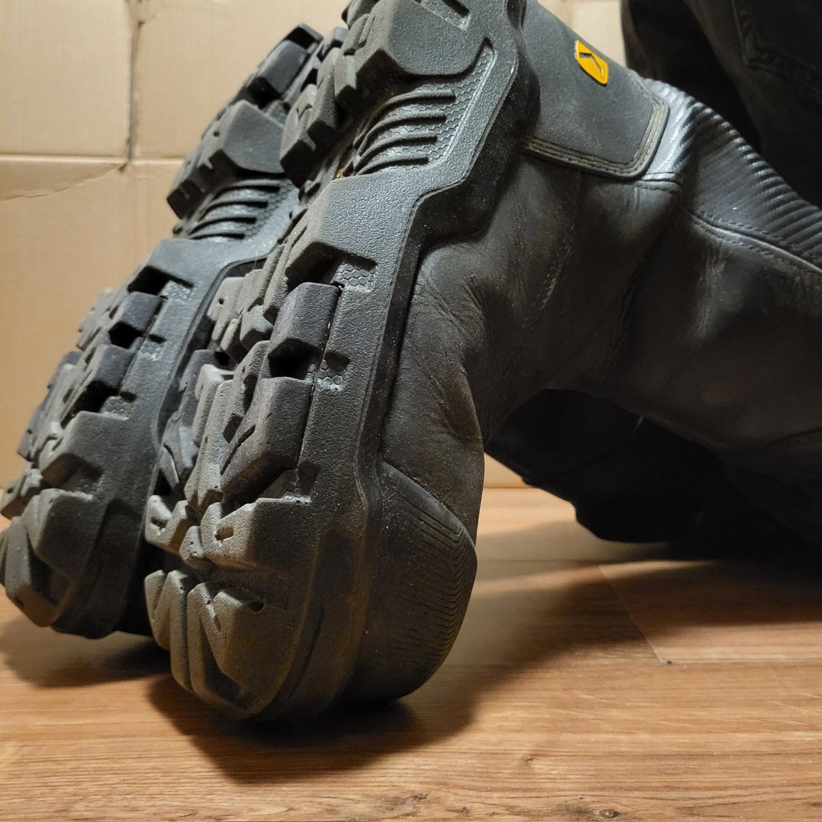 Metal Crush tweet media