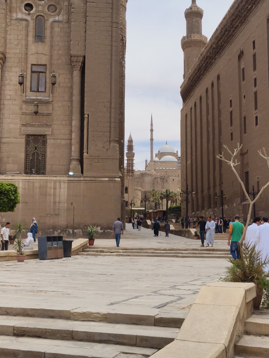 junwer_1's tweet photo. إطلالات قاهرية! https://t.co/IOHVigRH5U