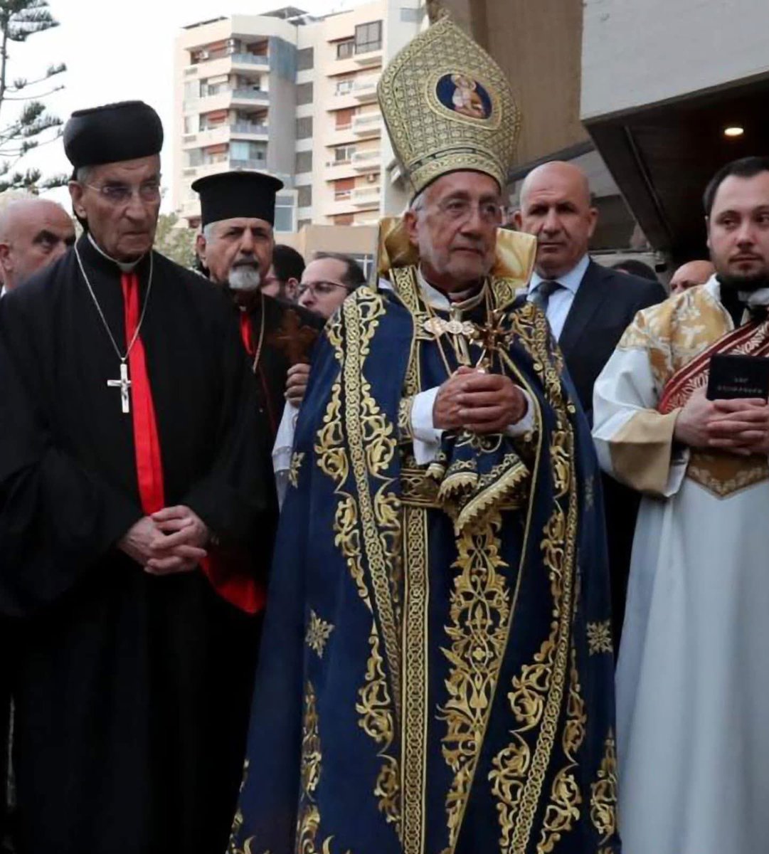 Maronitas tweet media