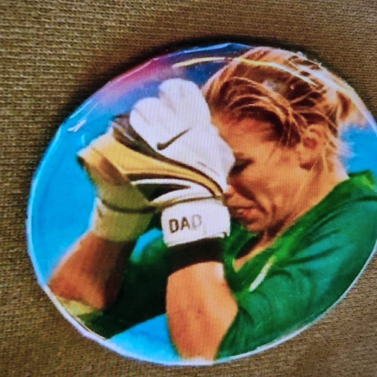 PsyCyber1399's tweet photo. #HopeSolo @cardshopmd ,I used to have this button I made pinned on the visor for my car, for at least a decade. XX https://t.co/AZbq7sdg7B