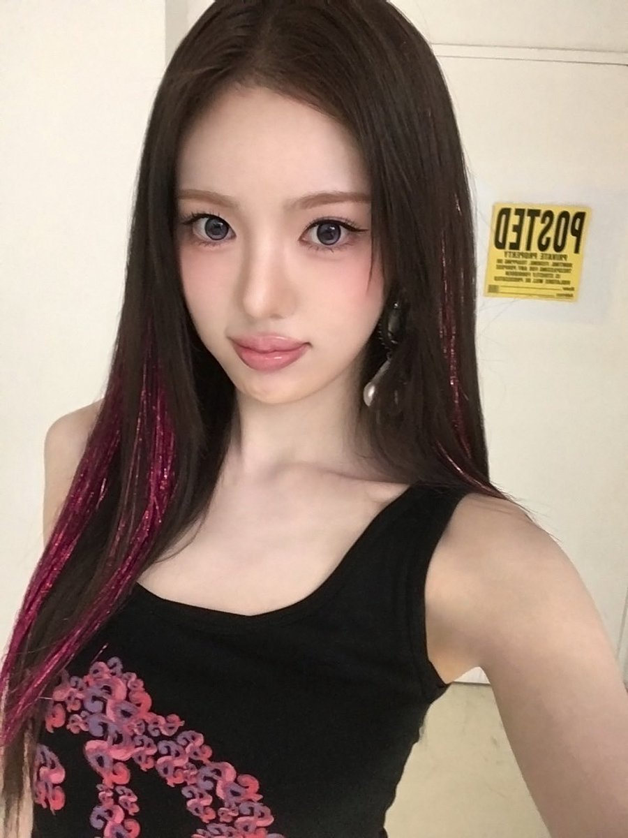 260417 🦩💬 🦩 how's the hot pink
