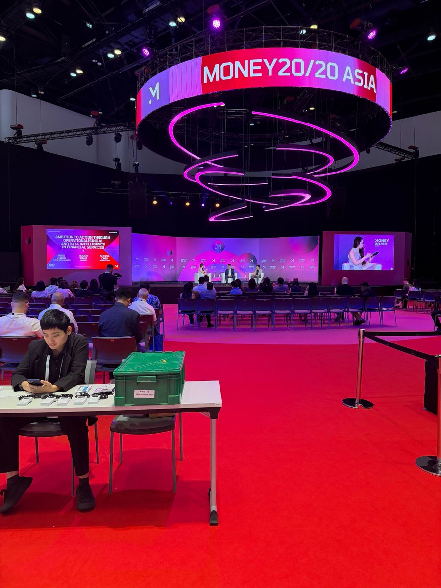 HiglobeOfficial's tweet photo. It’s a wrap on an incredible experience at Asia’s #1 fintech show: Money 20/20! Our team spent amazing days in Bangkok connecting with the best in the business.

Beyond the panels and keynotes, the real magic happened in the networking zones. We had the privilege of connecting with industry giants and meeting our long-standing partners in person, including a great session with the team at https://t.co/QYg5ditEV0.

#Money2020Asia #Higlobe #CryptoPayments #Fintech