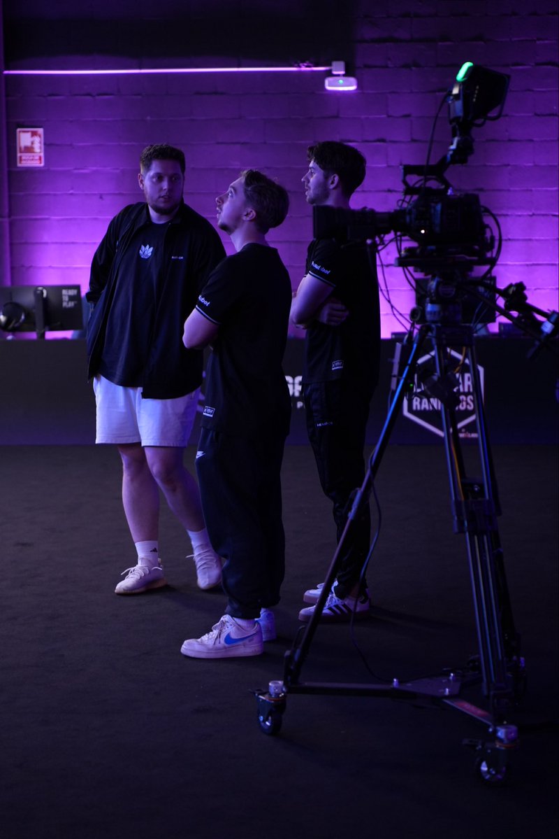 StarLadder_CS's tweet image. 😈 How did the set-up day go for the teams at LORGAR RANKINGS? Let’s take a look! 

Who do you think will take home the championship trophy? Let us know in the comments!

#LORGAR #LORGARRankings #Esports