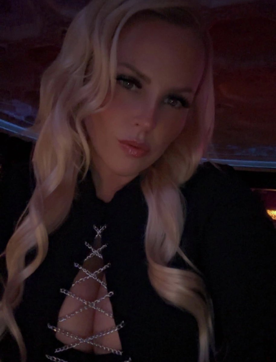 ✨ Sara ✨ tweet media