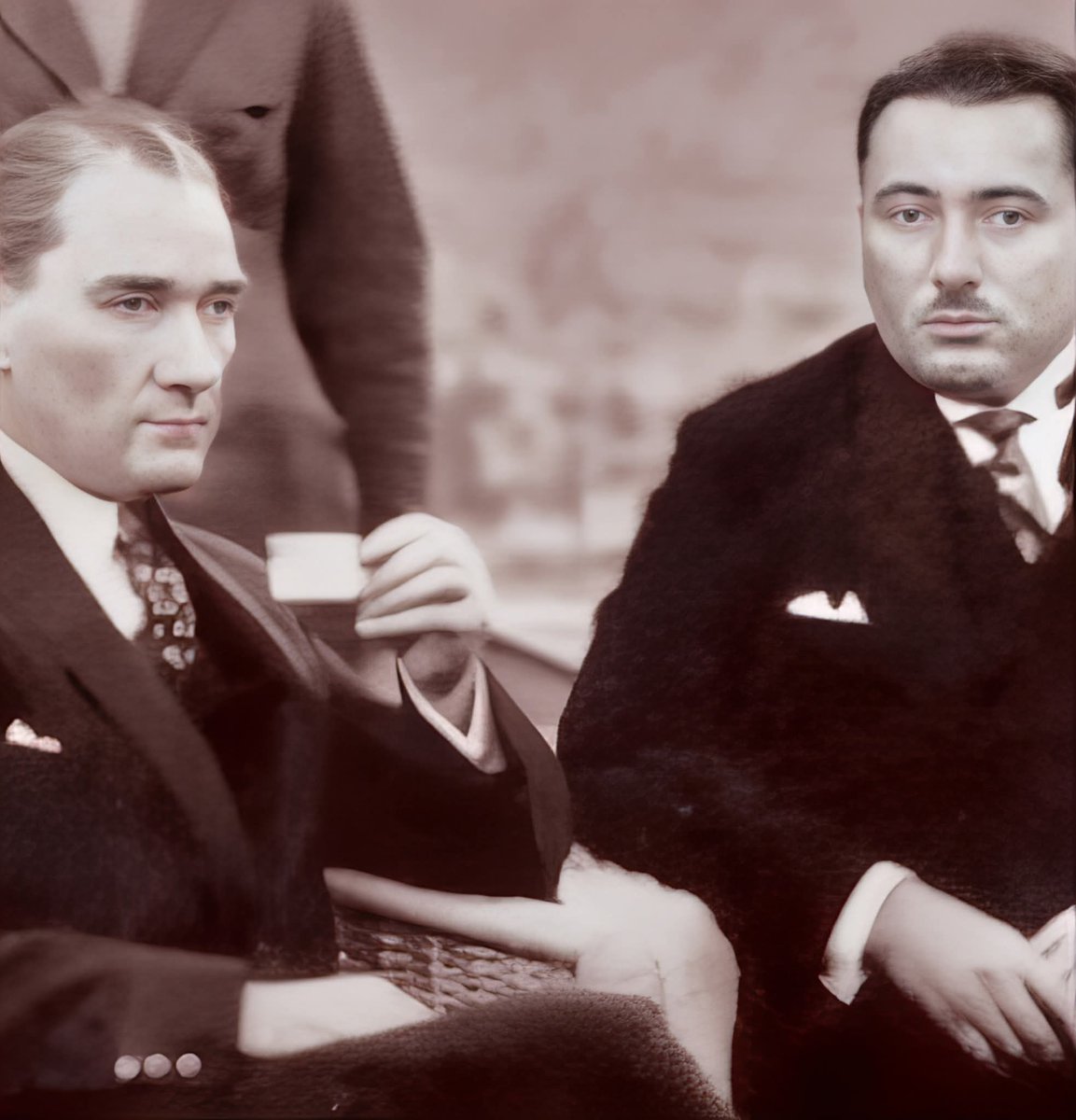 Atatürk CUMHURİYETİ tweet media