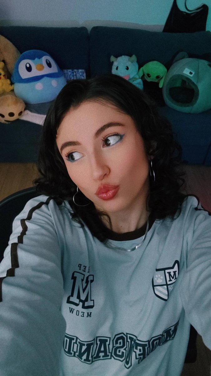 not_a_symphony's tweet image. Art commission grind °^° being blue da ba dee da ba dai

Twitch.tv/not_a_symphony

#twitch #streamer #smallstreamer #contentcreator #art #commissions #artist #chatting #yapping